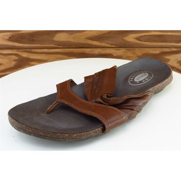 Dr. Scholl's Sz 7.5‎ M Brown Flip Flop Leather Women Sandals Ease - Picture 1 of 8